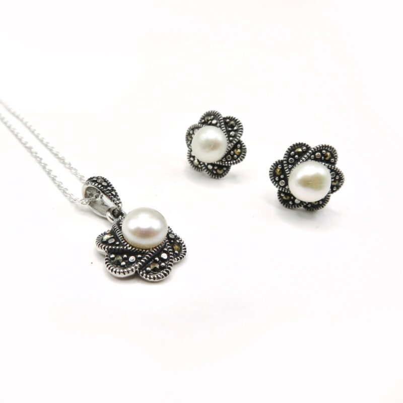 Maris Women Set